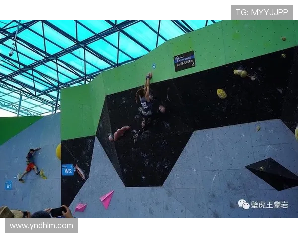 北京极限运动队在攀岩联赛中以61分稳居积分榜首位 北京极限运动队在攀岩联赛中以61分稳居积分榜首位