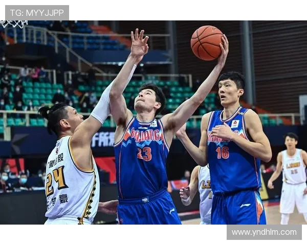 2019年CBA季后赛广厦对阵新疆的精彩对决回顾与分析